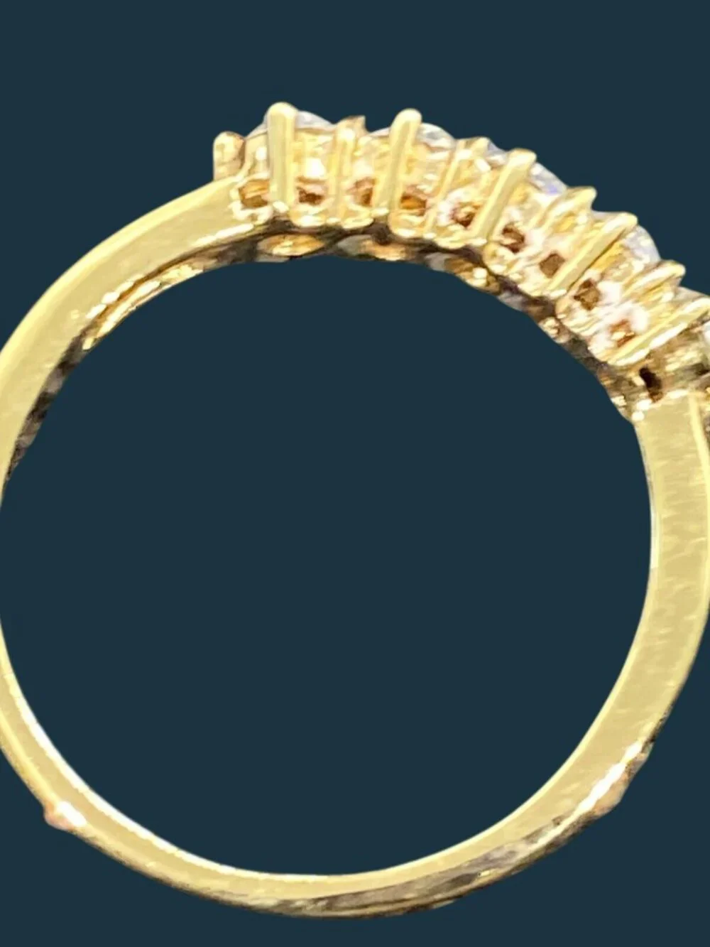 VTG Avon Gold-Tone 5-Stone Cubic Zirconia Eternity Anniversary Ring SZ 7 NV Mark